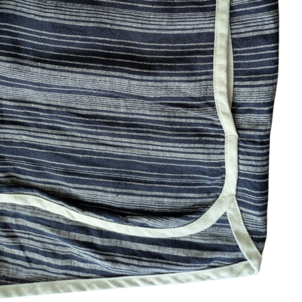 Athleta Linen Navy Striped Retro Style Pull-On Elastic Waist Shorts Women's 4 - Picture 8 of 13